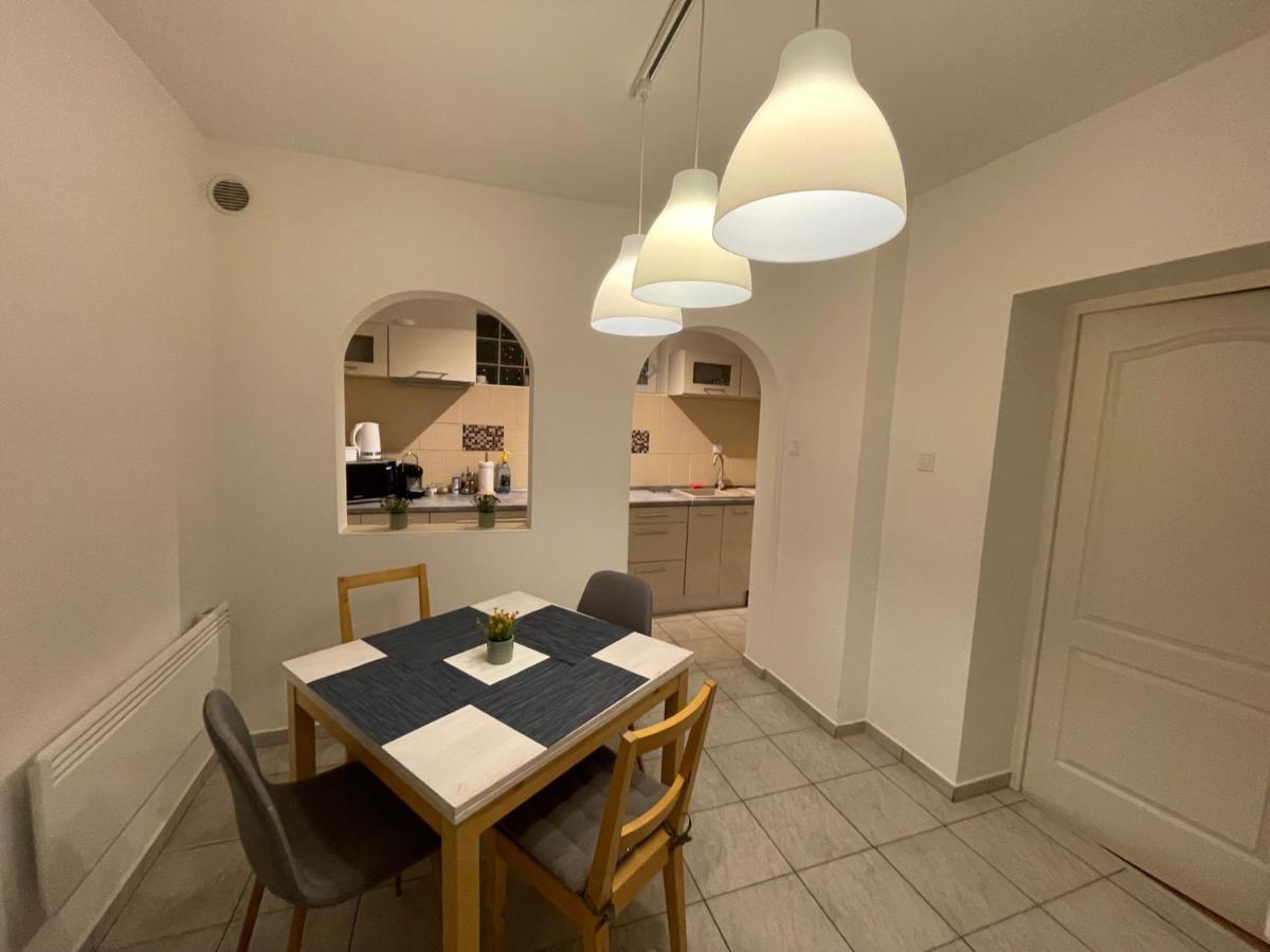 Corte Apartman Pápa المظهر الخارجي الصورة